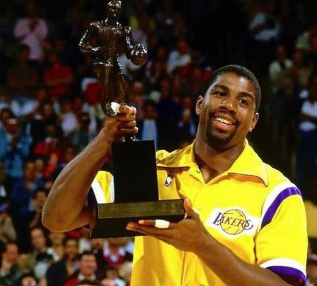 在防守端也 在防守端也