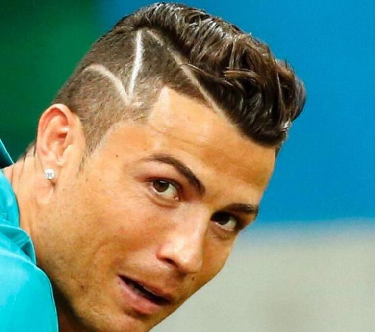 震惊足坛 震惊足坛