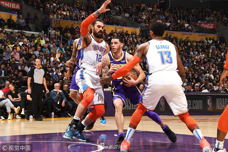 他持球进攻 他持球进攻